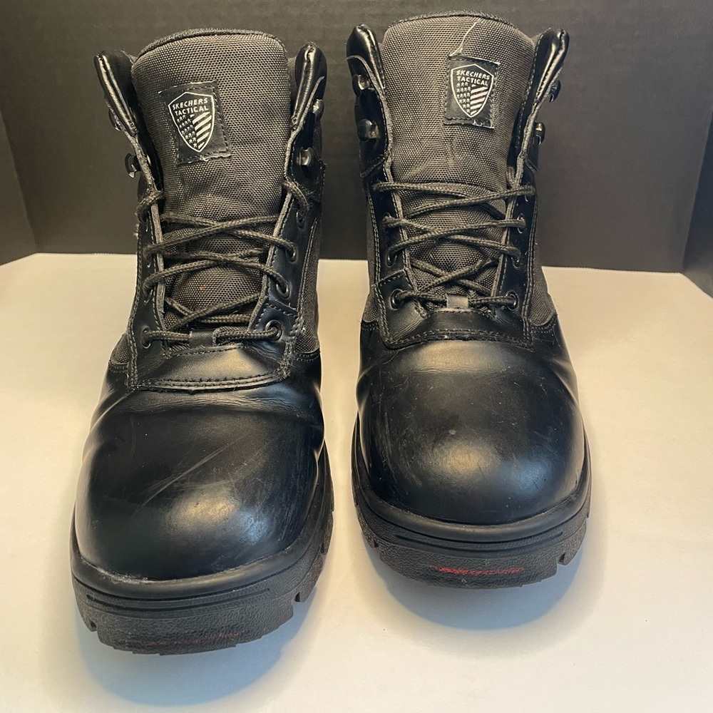 Skecher’s tactical boot men’s size 12. Waterproof. Style #77526